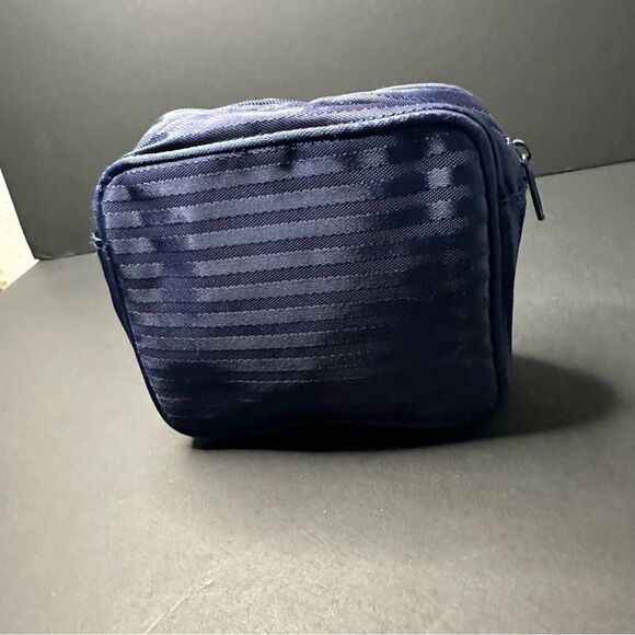 TWA Airlines Embroidered Zippered Personal Amenity Case Bag Pouch - Vintage - Picture 4 of 6